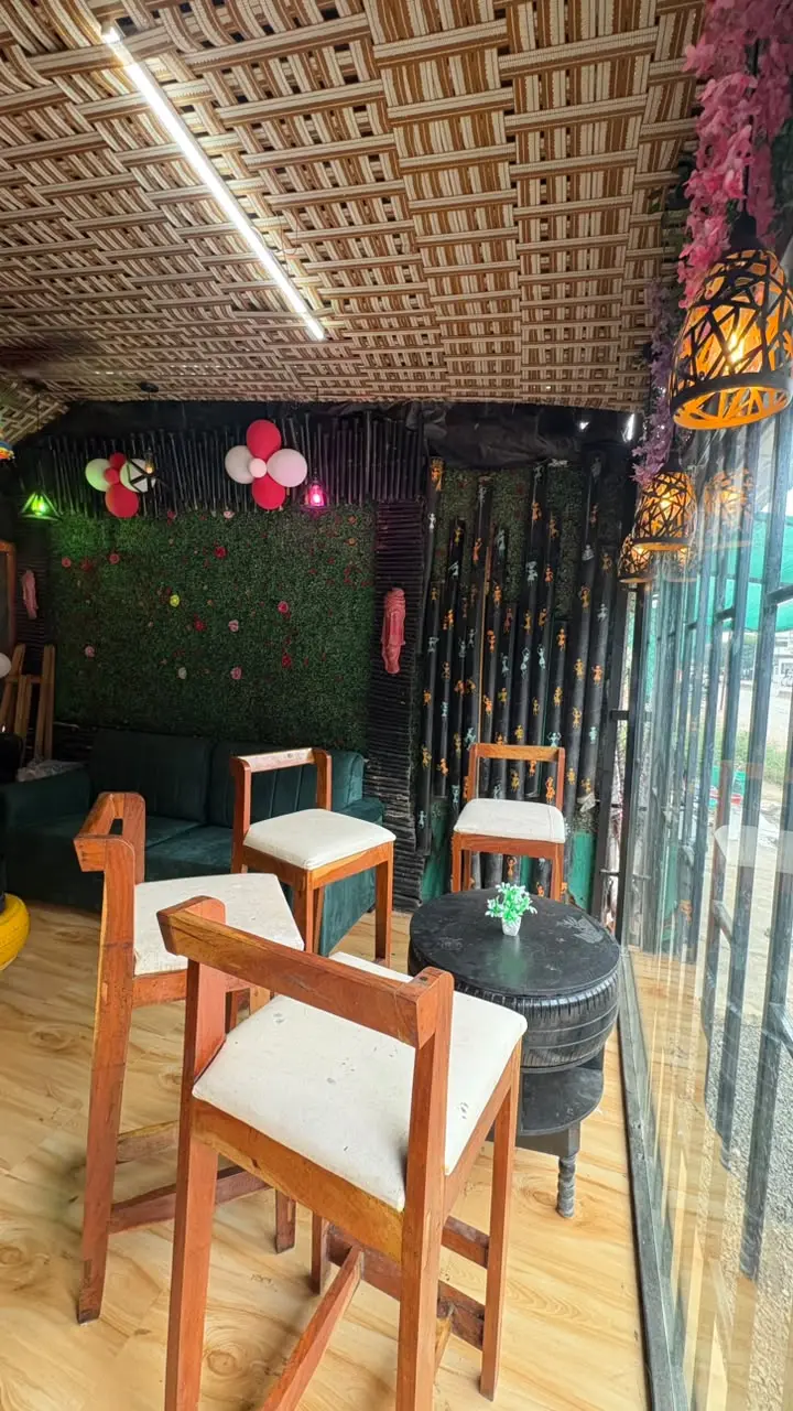 Maitri Cafe (12)