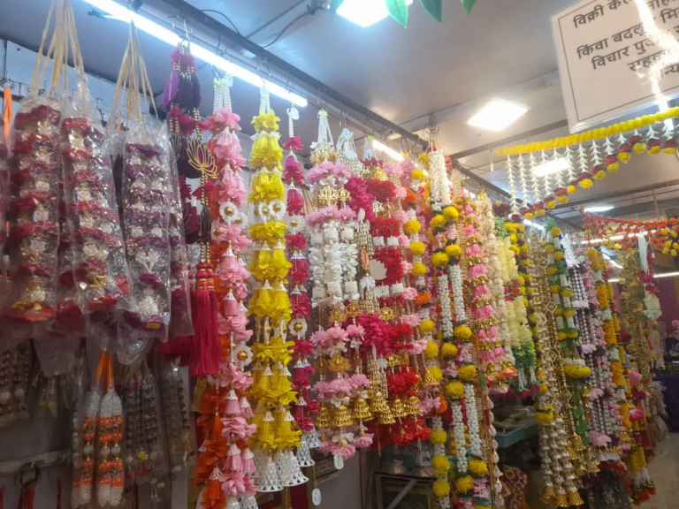 Radhe Baloon And Decoration (5)