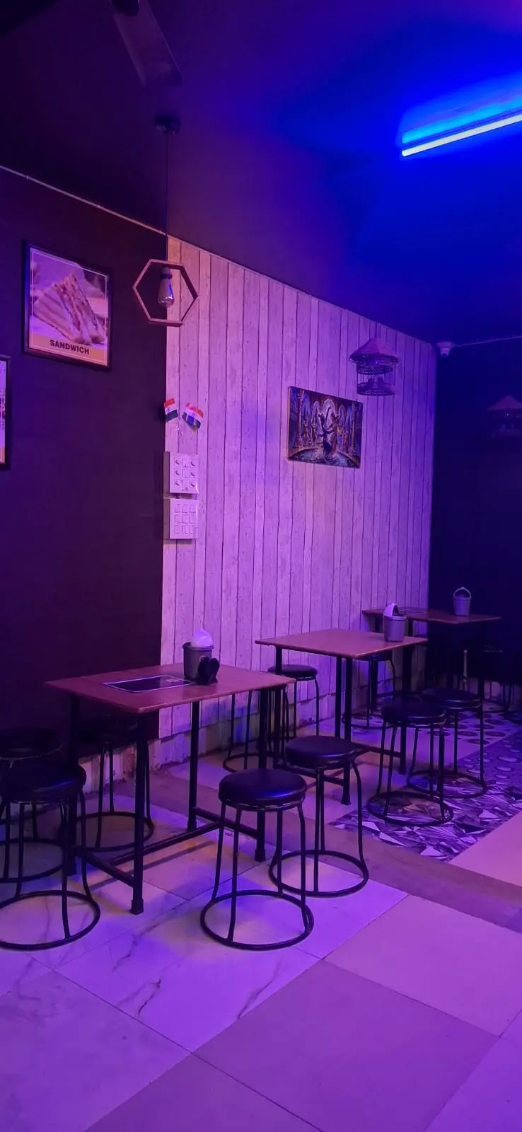 Shobhnil Cafe (3)